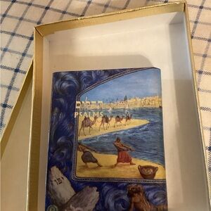 Hebrew and English book of Psalms